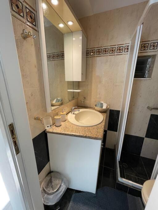 Mavrovoúnion Montnoir Appartement מראה חיצוני תמונה